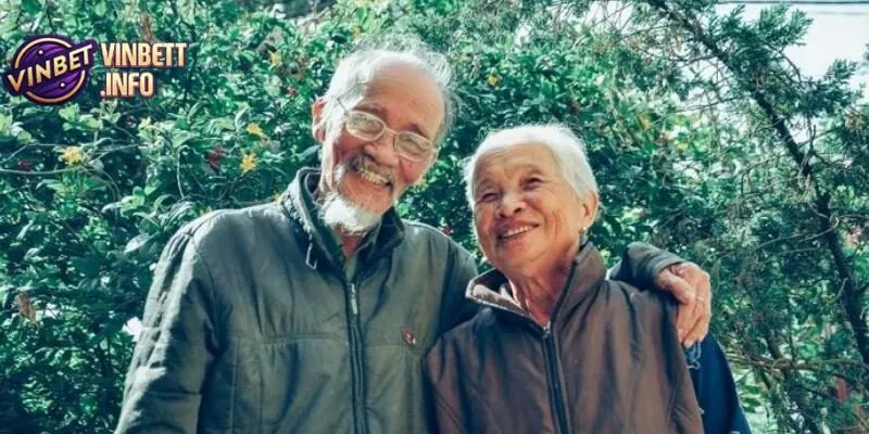 Giải Mã Giấc Mơ Thấy Ông Bà Nội – Điềm Báo Con Số May Mắn 3 Mơ thấy ông bà nội cười tươi là dấu hiệu may mắn